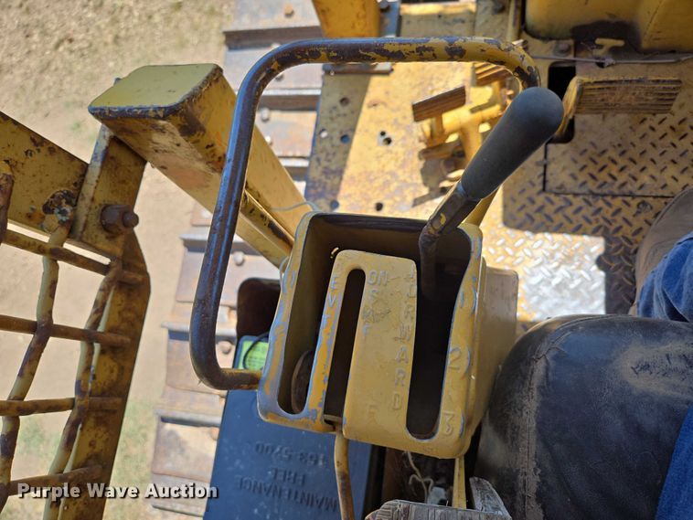 image for item EN2012 1969 Caterpillar D6C dozer