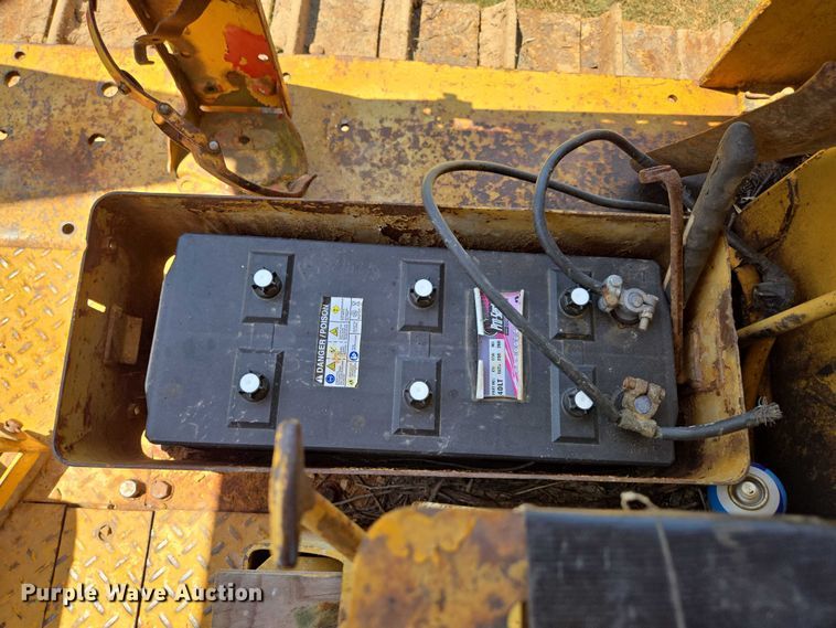 image for item EN2012 1969 Caterpillar D6C dozer