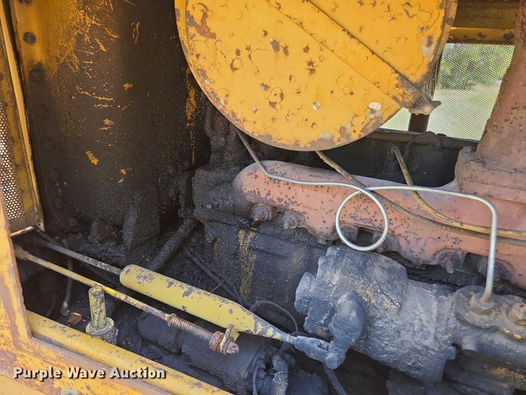 image for item EN2012 1969 Caterpillar D6C dozer