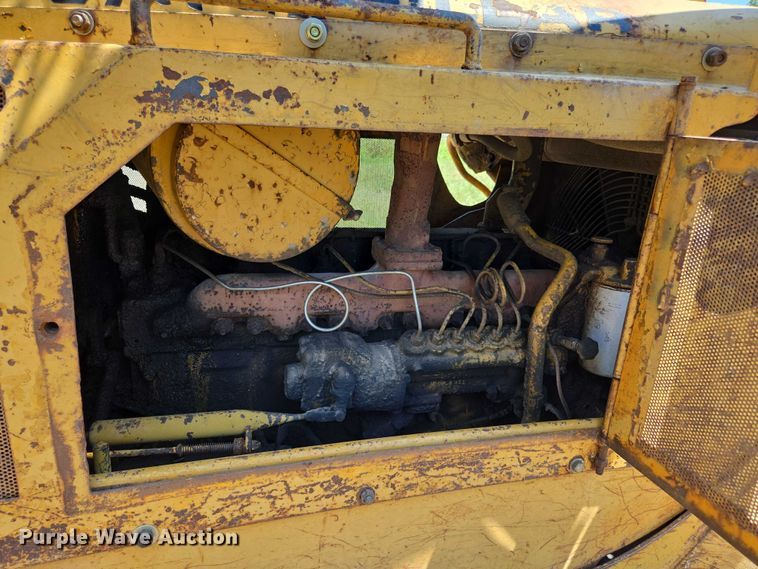image for item EN2012 1969 Caterpillar D6C dozer