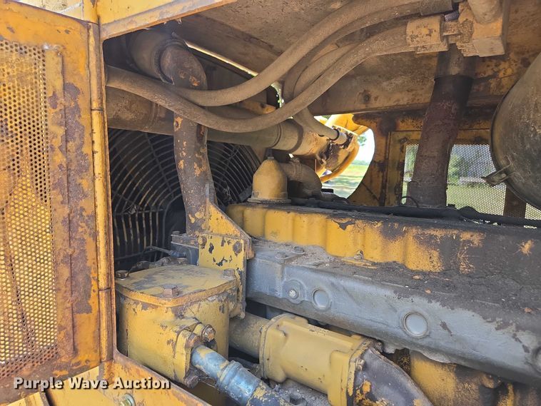image for item EN2012 1969 Caterpillar D6C dozer
