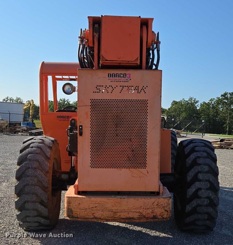 image for item EN2072 2007 JLG SkyTrak 10054 telehandler