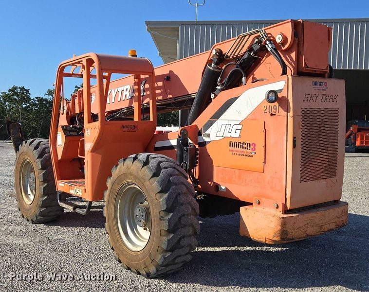 image for item EN2072 2007 JLG SkyTrak 10054 telehandler