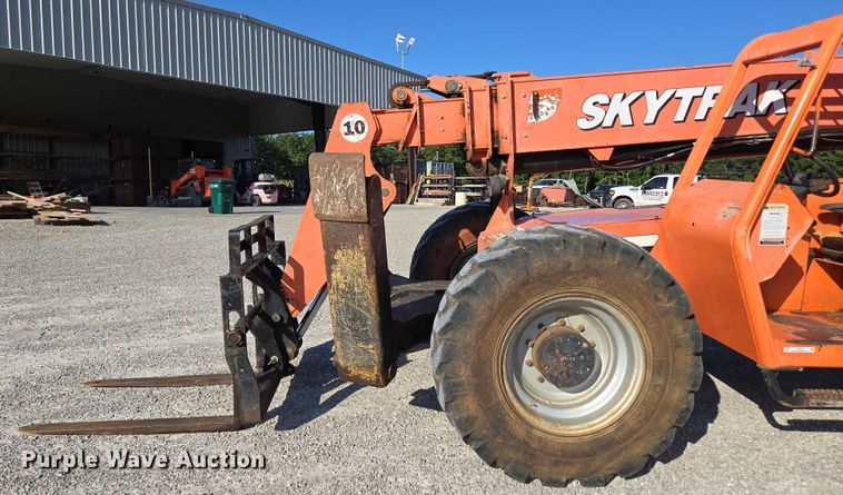 image for item EN2072 2007 JLG SkyTrak 10054 telehandler