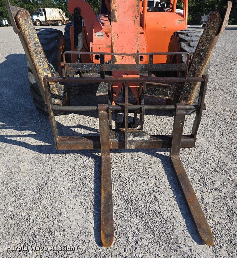 image for item EN2072 2007 JLG SkyTrak 10054 telehandler