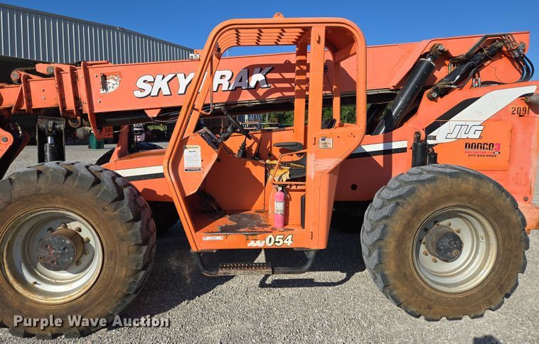 image for item EN2072 2007 JLG SkyTrak 10054 telehandler