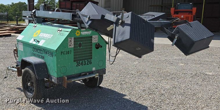 image for item EN2074 2010 Terex RL4000 light plant