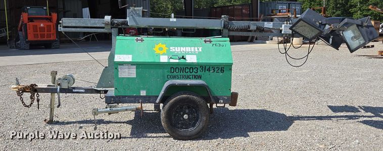 image for item EN2074 2010 Terex RL4000 light plant