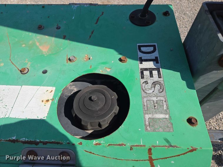 image for item EN2074 2010 Terex RL4000 light plant