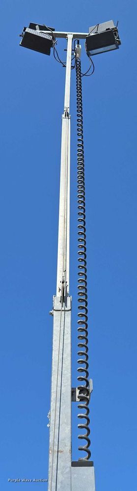 image for item EN2074 2010 Terex RL4000 light plant