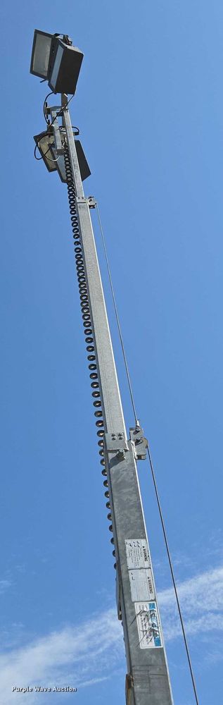 image for item EN2074 2010 Terex RL4000 light plant