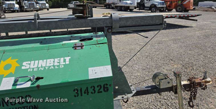 image for item EN2074 2010 Terex RL4000 light plant