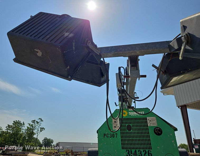 image for item EN2074 2010 Terex RL4000 light plant