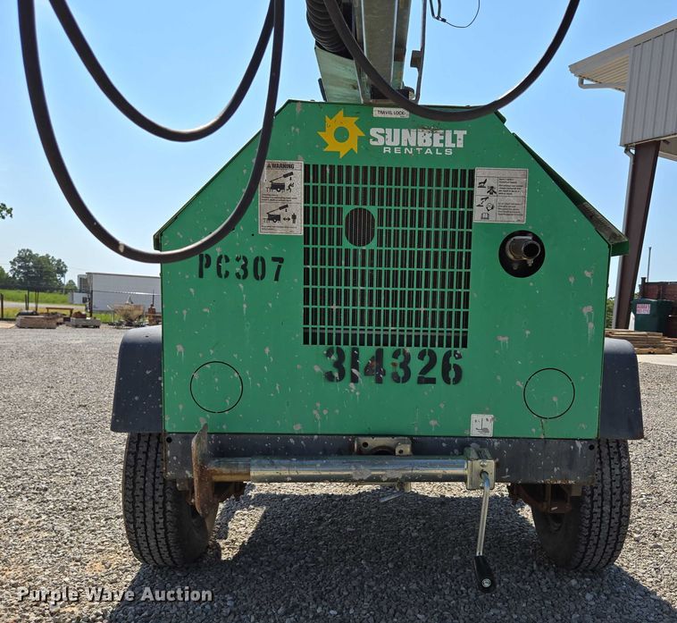 image for item EN2074 2010 Terex RL4000 light plant