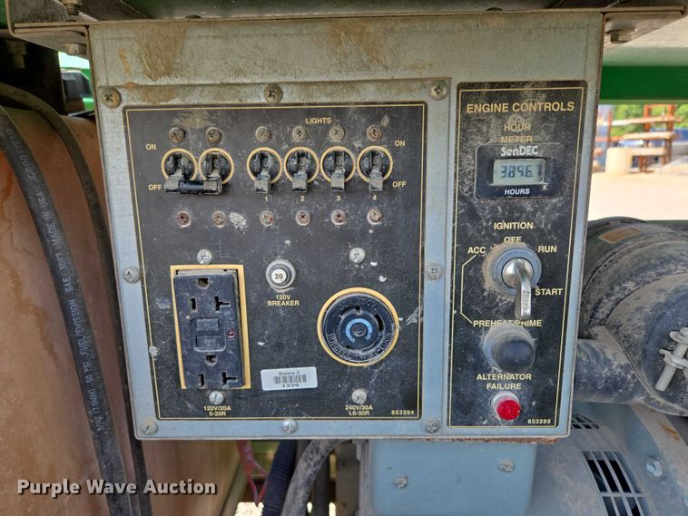 image for item EN2074 2010 Terex RL4000 light plant