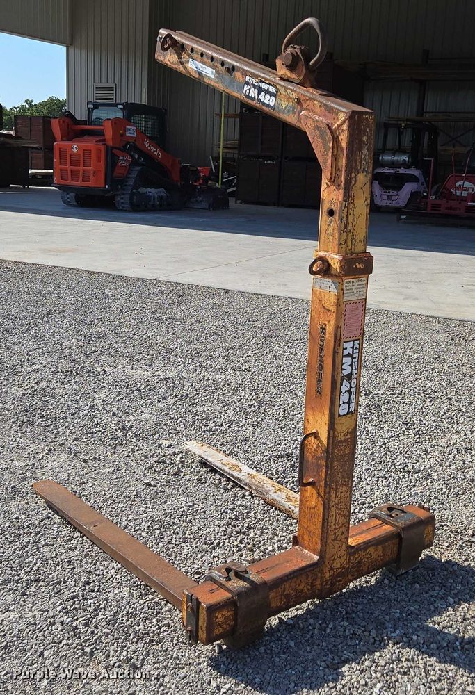 image for item EN2077 2007 Kinshofer KM420 crane pallet forks