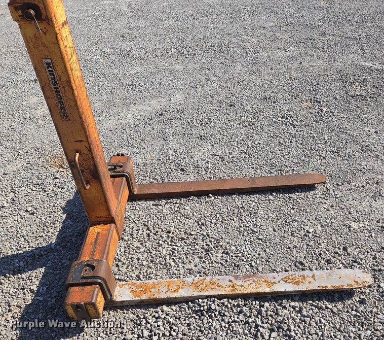 image for item EN2077 2007 Kinshofer KM420 crane pallet forks