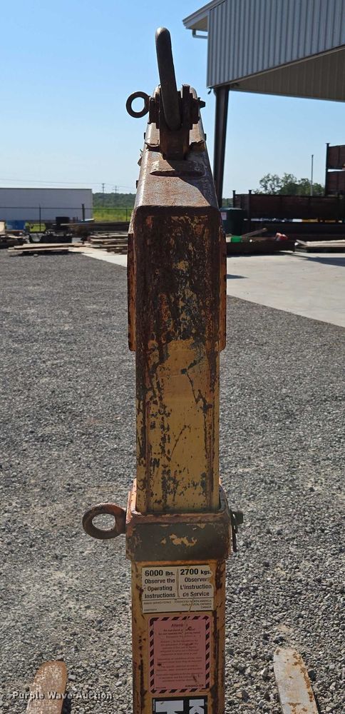 image for item EN2077 2007 Kinshofer KM420 crane pallet forks