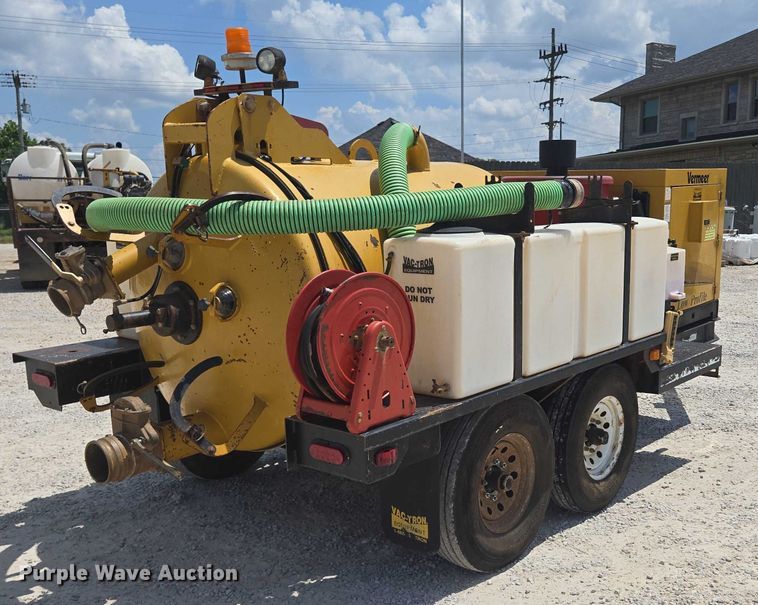 image for item EN2079 Vermeer Vac-Tron L P573XDT vacuum excavator