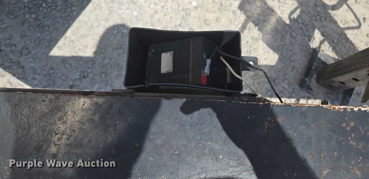 image for item EN2079 Vermeer Vac-Tron L P573XDT vacuum excavator