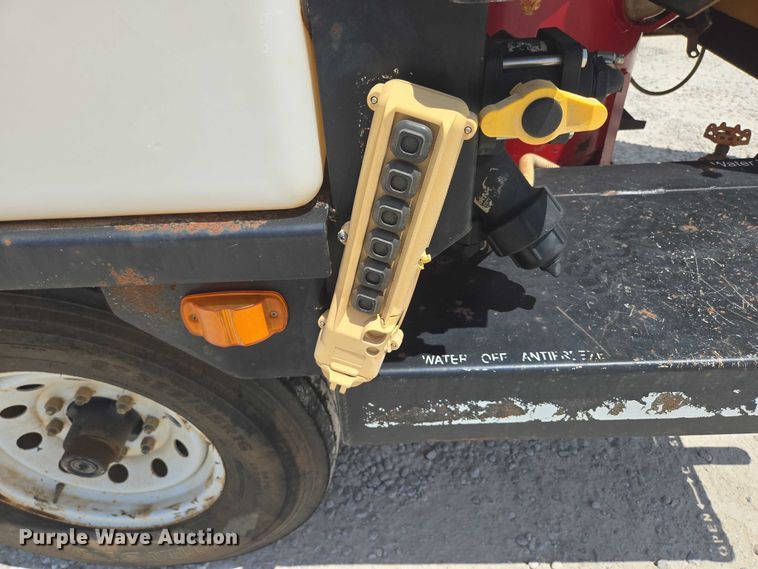 image for item EN2079 Vermeer Vac-Tron L P573XDT vacuum excavator