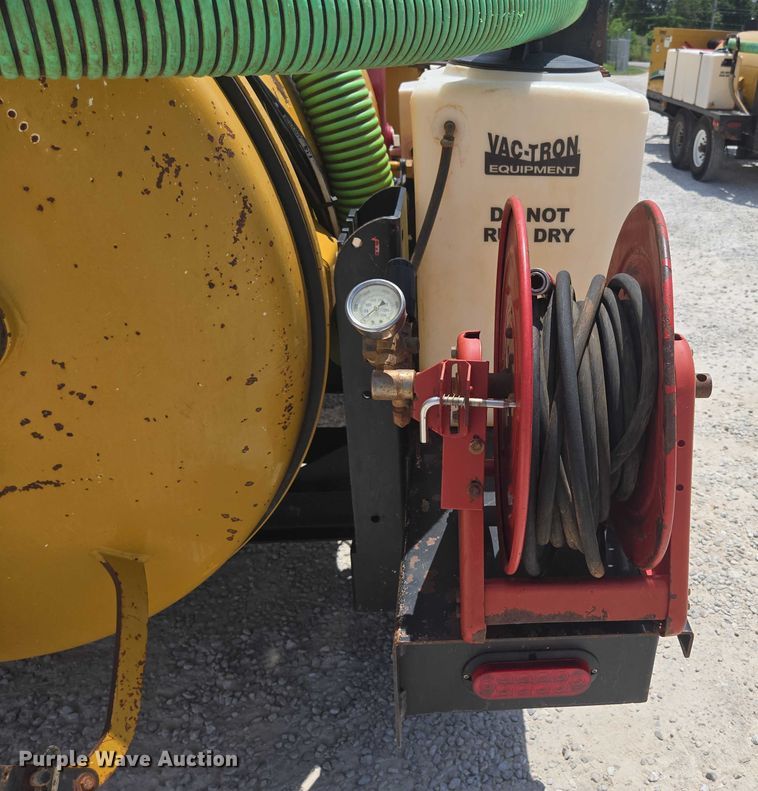 image for item EN2079 Vermeer Vac-Tron L P573XDT vacuum excavator