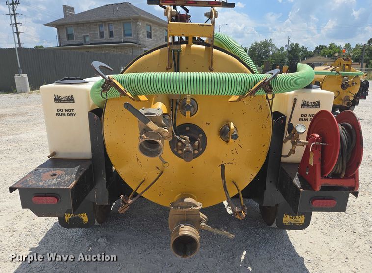 image for item EN2079 Vermeer Vac-Tron L P573XDT vacuum excavator