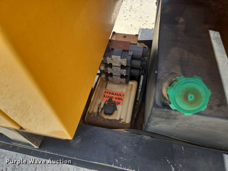 image for item EN2079 Vermeer Vac-Tron L P573XDT vacuum excavator