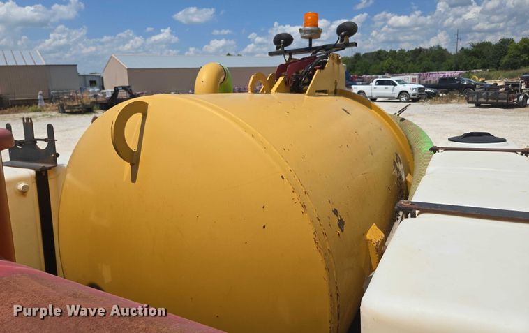 image for item EN2079 Vermeer Vac-Tron L P573XDT vacuum excavator