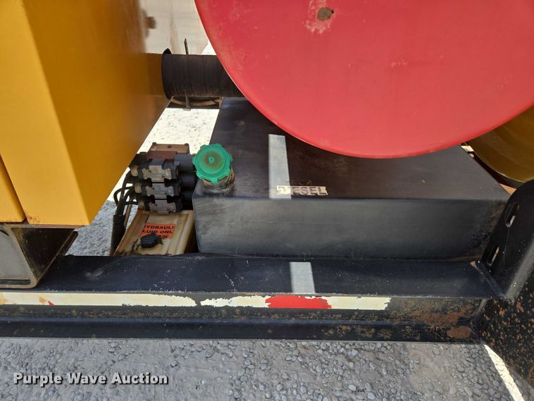 image for item EN2079 Vermeer Vac-Tron L P573XDT vacuum excavator