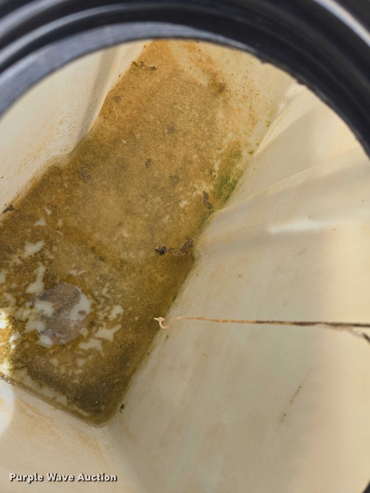 image for item EN2079 Vermeer Vac-Tron L P573XDT vacuum excavator