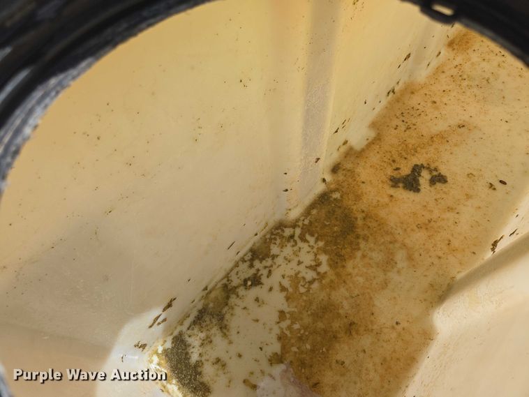 image for item EN2079 Vermeer Vac-Tron L P573XDT vacuum excavator