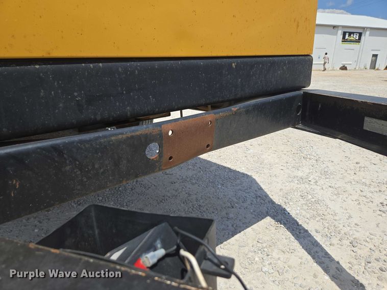 image for item EN2079 Vermeer Vac-Tron L P573XDT vacuum excavator