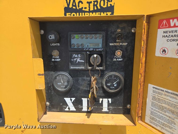 image for item EN2079 Vermeer Vac-Tron L P573XDT vacuum excavator