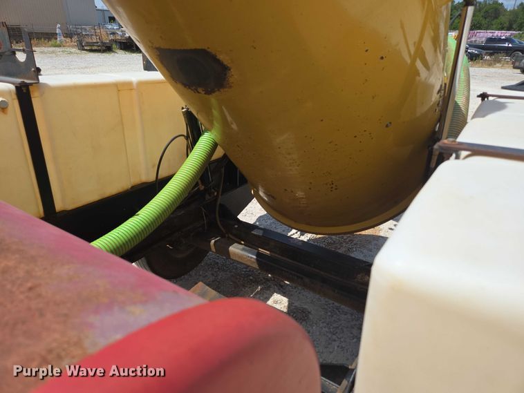 image for item EN2079 Vermeer Vac-Tron L P573XDT vacuum excavator