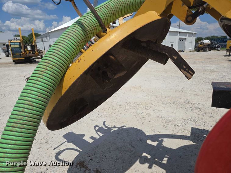 image for item EN2079 Vermeer Vac-Tron L P573XDT vacuum excavator