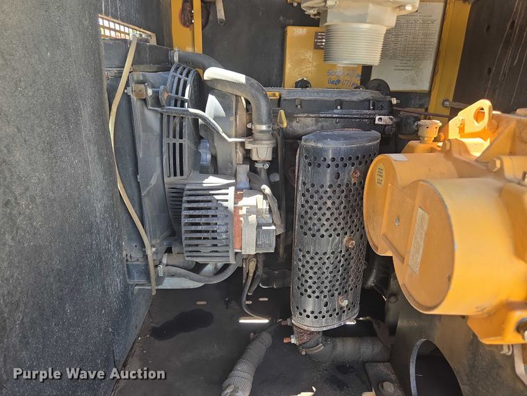 image for item EN2079 Vermeer Vac-Tron L P573XDT vacuum excavator