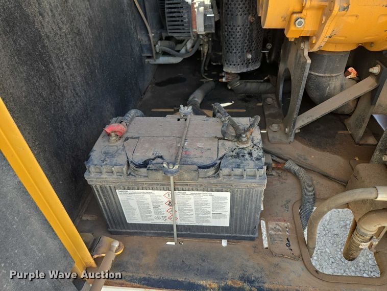 image for item EN2079 Vermeer Vac-Tron L P573XDT vacuum excavator