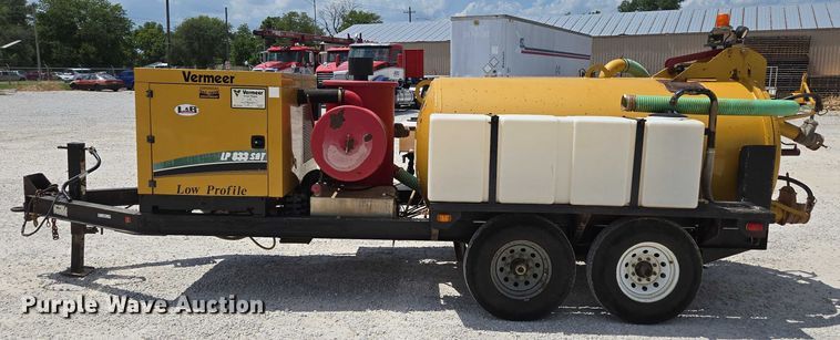 image for item EN2080 2015 Vermeer Vac-Tron LP833SGT vacuum excavator