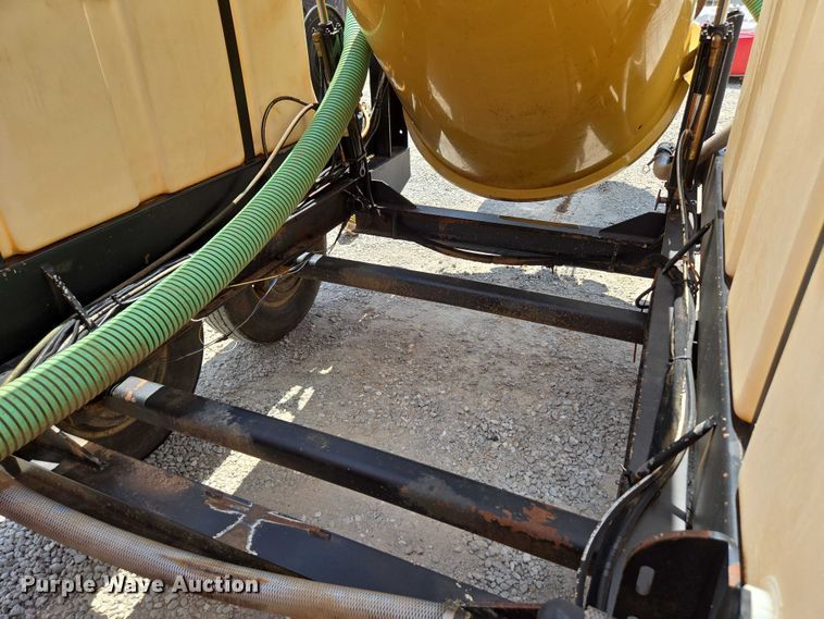 image for item EN2080 2015 Vermeer Vac-Tron LP833SGT vacuum excavator