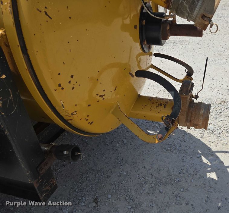 image for item EN2080 2015 Vermeer Vac-Tron LP833SGT vacuum excavator