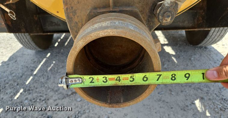 image for item EN2080 2015 Vermeer Vac-Tron LP833SGT vacuum excavator