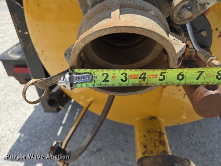 image for item EN2080 2015 Vermeer Vac-Tron LP833SGT vacuum excavator