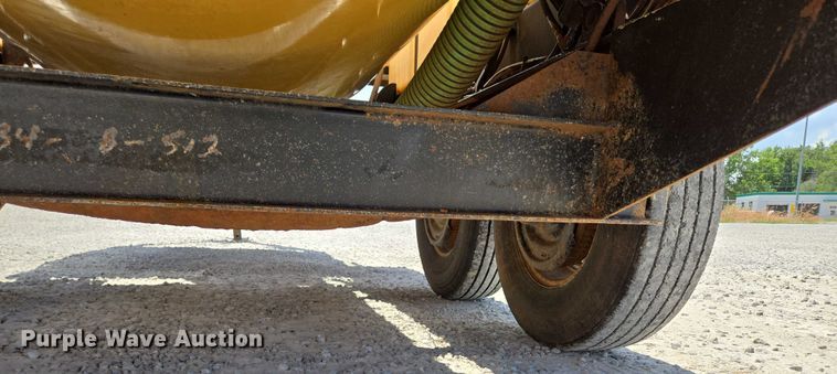 image for item EN2080 2015 Vermeer Vac-Tron LP833SGT vacuum excavator