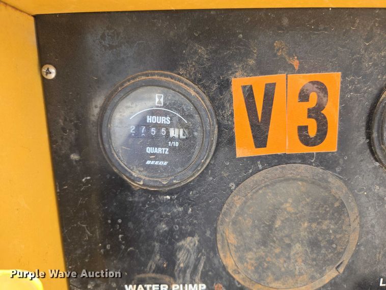 image for item EN2080 2015 Vermeer Vac-Tron LP833SGT vacuum excavator