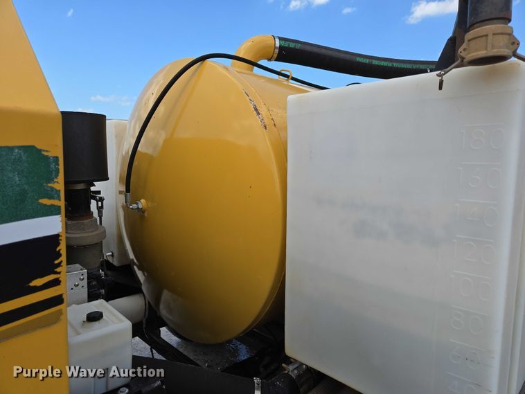 image for item EN2081 2019 Vermeer VX50-800 vacuum excavator