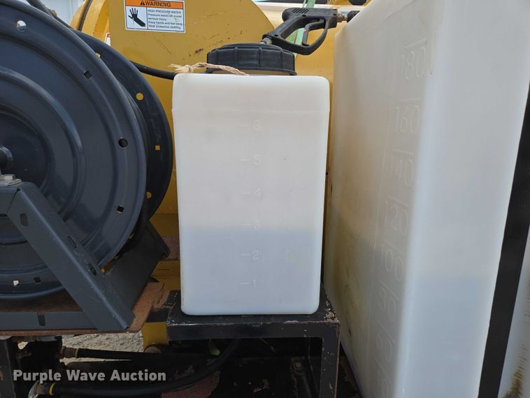 image for item EN2081 2019 Vermeer VX50-800 vacuum excavator