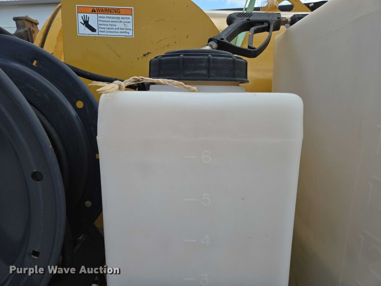 image for item EN2081 2019 Vermeer VX50-800 vacuum excavator