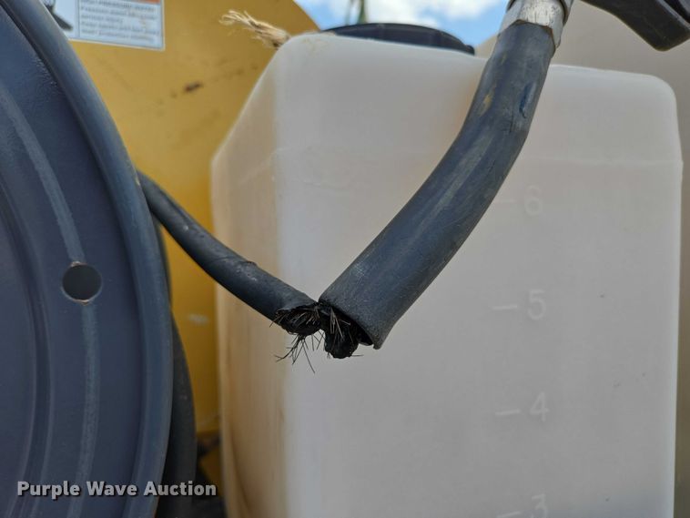 image for item EN2081 2019 Vermeer VX50-800 vacuum excavator