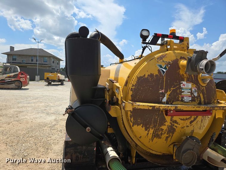 image for item EN2081 2019 Vermeer VX50-800 vacuum excavator